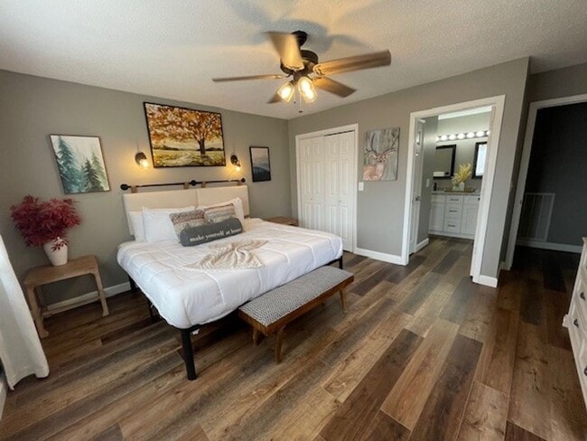 Photo - Furnished 2 bedroom 2 bath - Garden Level