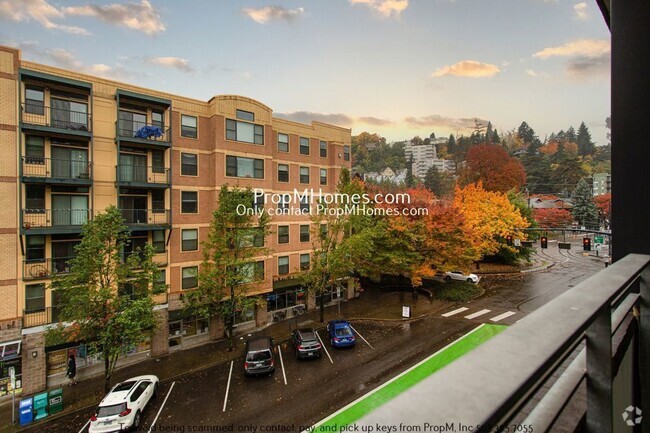 Building Photo - Luxury Goose Hollow Living – 1 Bedroom + S... Unit 306 Rental