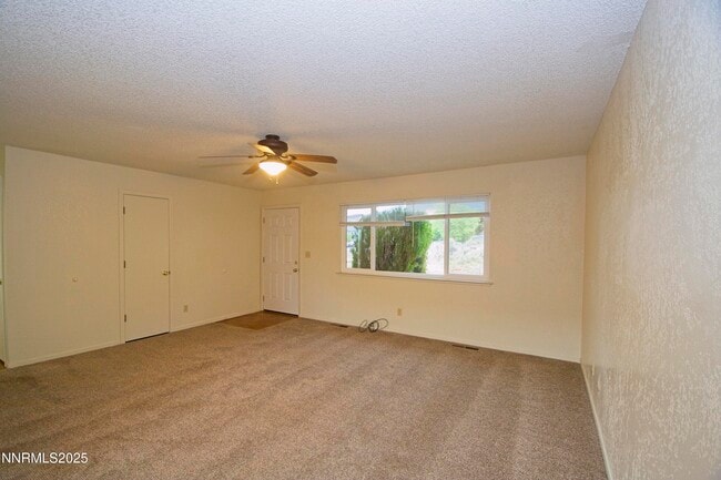 Photo - 1600 E Long St