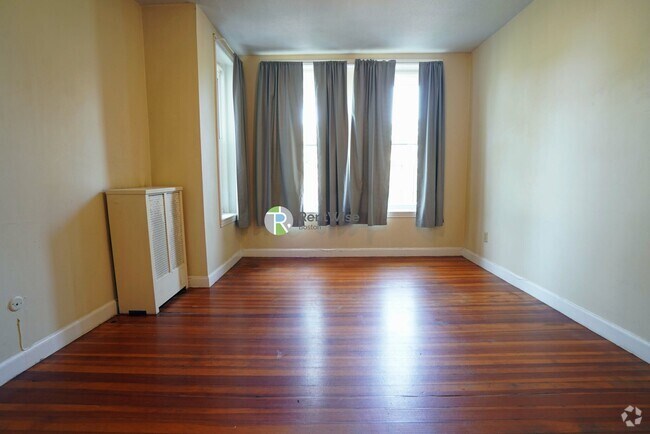 Building Photo - 1132 Commonwealth Ave Rental