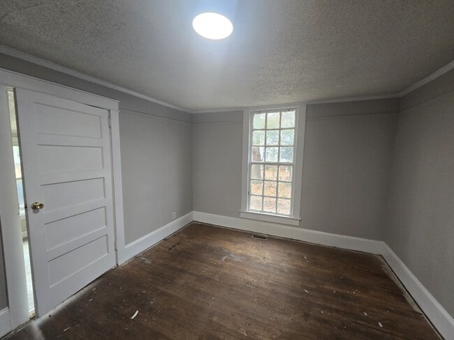 Photo - 230 Reynolds Ave