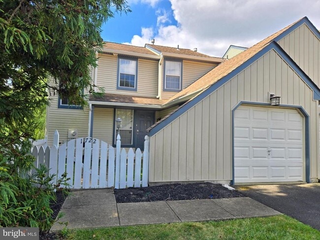 Building Photo - 1722 McNelis Dr Rental