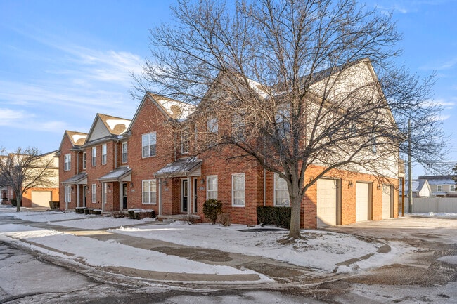 Photo - 13165 Turnberry