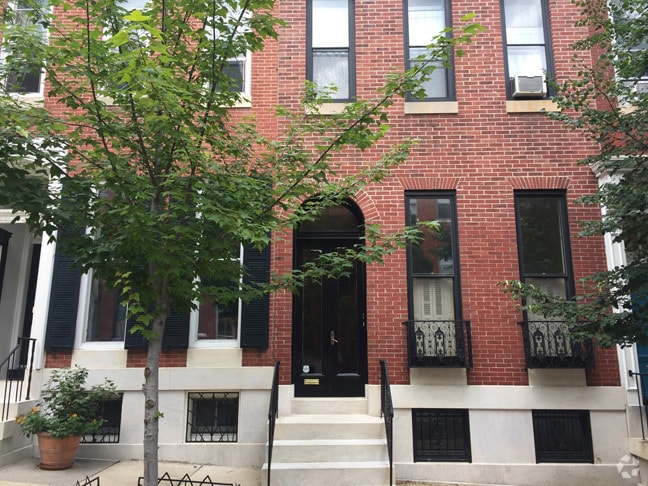 Building Photo - 1215 Bolton St Unit 1st floor Rental