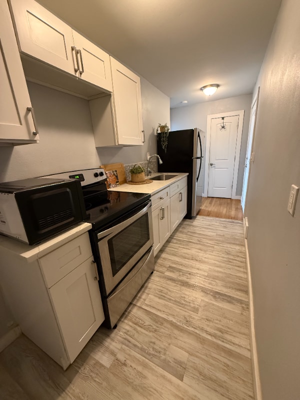 Photo - 1107 SW Coast Hwy Unit 2