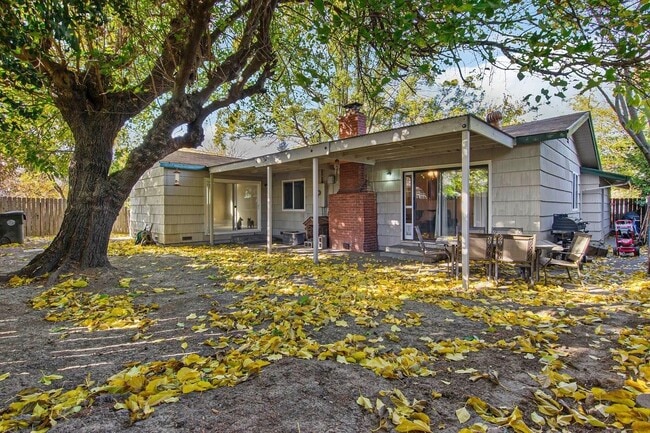 Photo - 1500 60th Ave