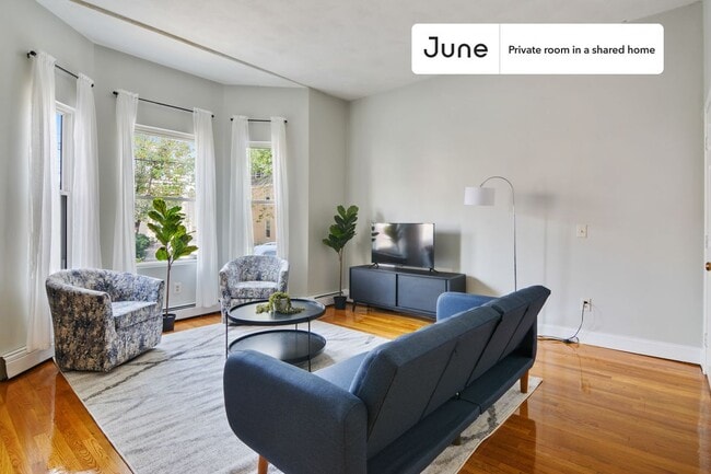 Photo - Room in Shared 4 bed/2 bath home Unidad D