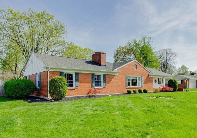 Building Photo - 225 Enfield Rd Rental