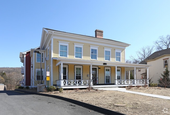 Barton Commons