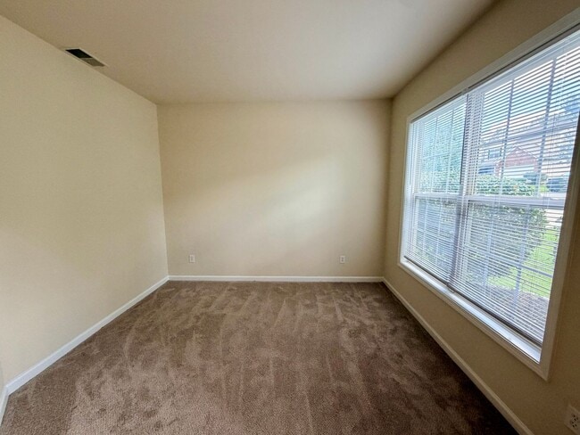Photo - 1324 Emory Ln NW