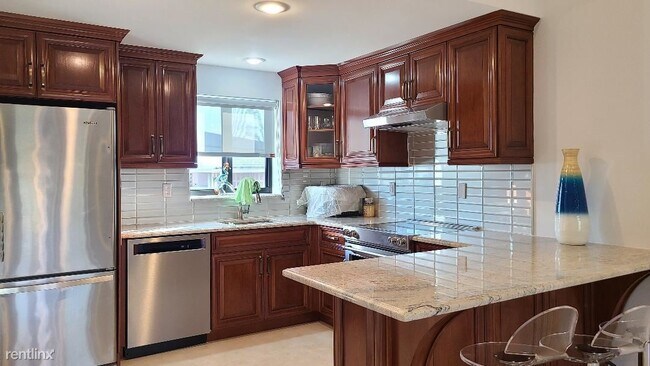 Photo - 2 br, 2 bath Condo - 50 SE 12th St Apt 226 Unidad Apt 226