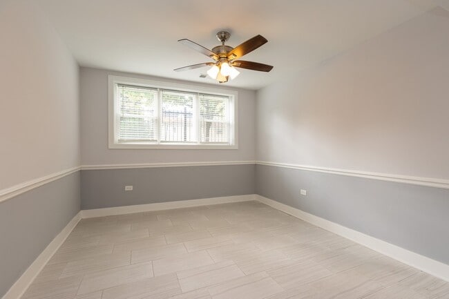 Photo - 5302 W Ohio St