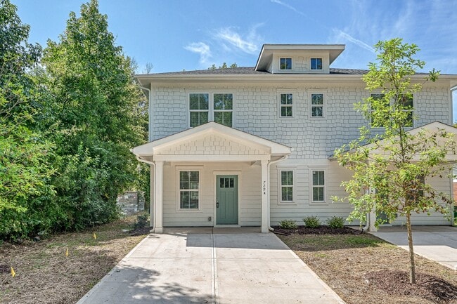 Building Photo - 729 Wabash Ave