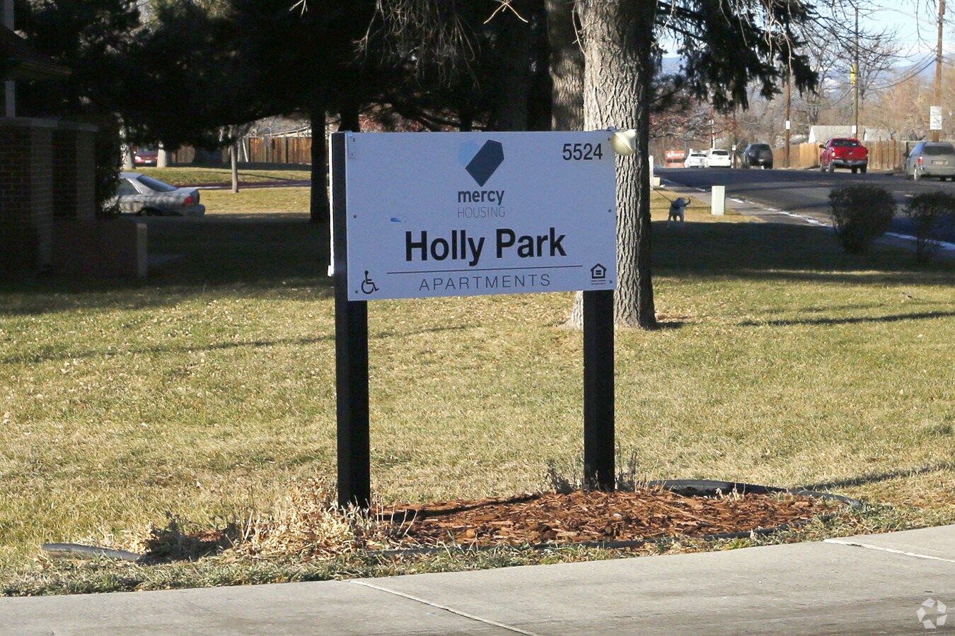 Holly Park Apartments - Holly Park Apartments