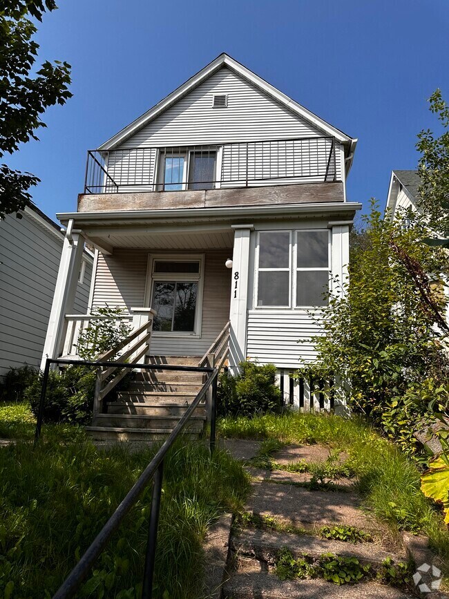 Building Photo - 811 N 59th Ave W Unit Duplex Rental