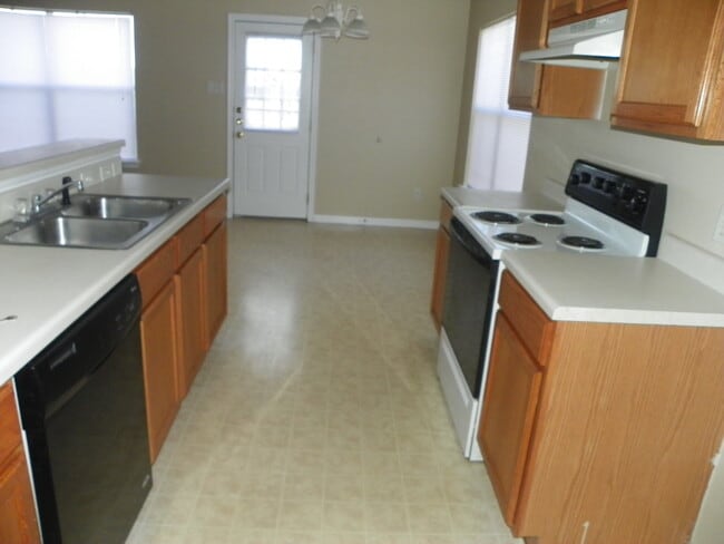 Photo - 201.203 Marvin Cove Unit 203 Marvin Cv
