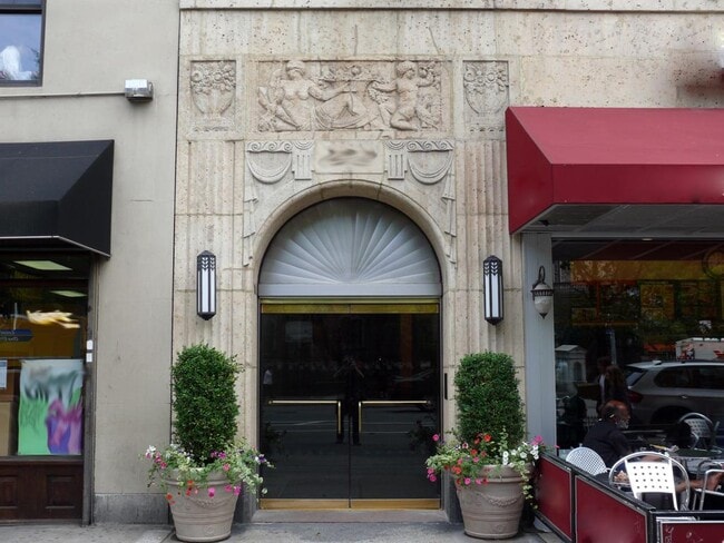 Building Photo - 166 Second Avenue Unit 3M Rental