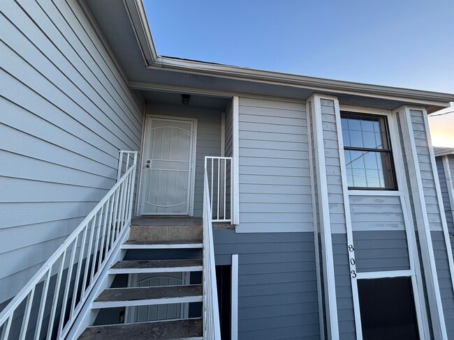 Photo - 803 E Fremont St