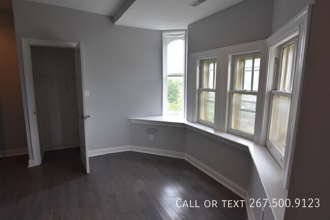 Photo - 4100 Parkside Ave Unidad 4A