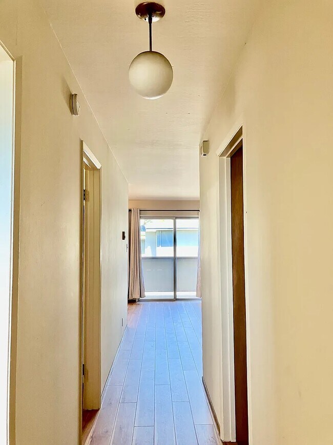 Photo - 2 Terrace Ave