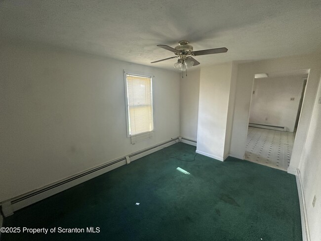 Photo - 74 W Chestnut St