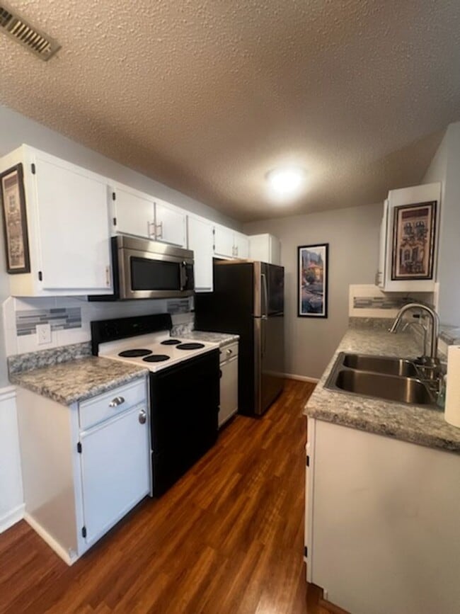 Photo - New Home for Rent -  100.00 OFF FIRST MONT...