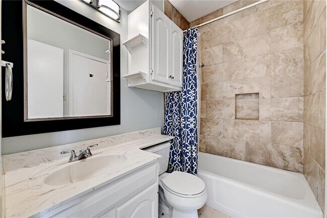 Photo - 203 E 31st St Unit 201