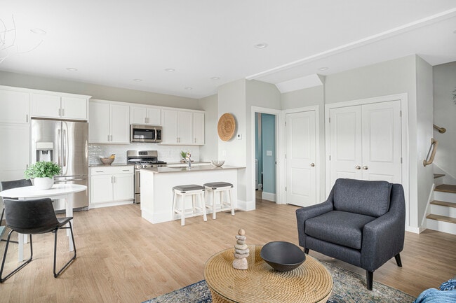 Photo - 50 Hopkins Ln