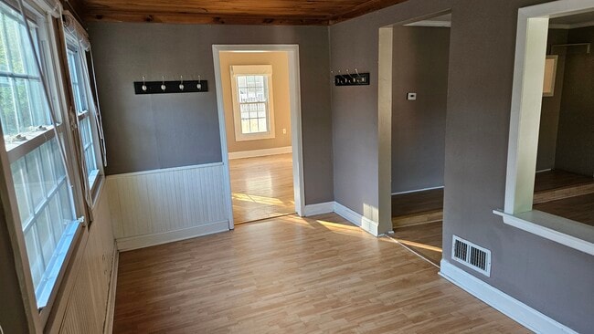 Photo - 35 Jackson St