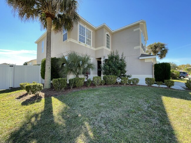 Building Photo - Amazing Large 4/2 Pool Home in Orlando