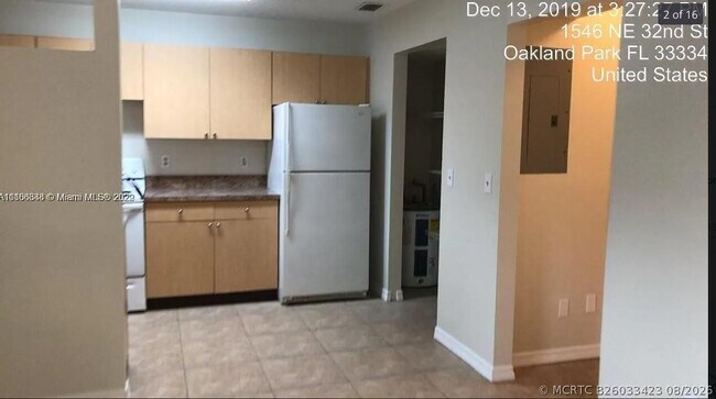 Photo - 1546 NE 32nd St Unit B