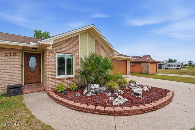 116 Derby Woods Dr