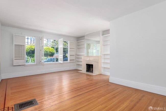 Photo - 3877 Jackson St