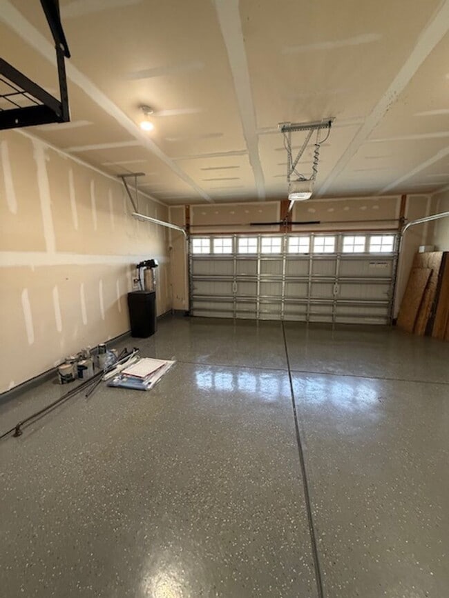 Photo - Beautiful 4BR Home in Shadow Moss – Available Now!