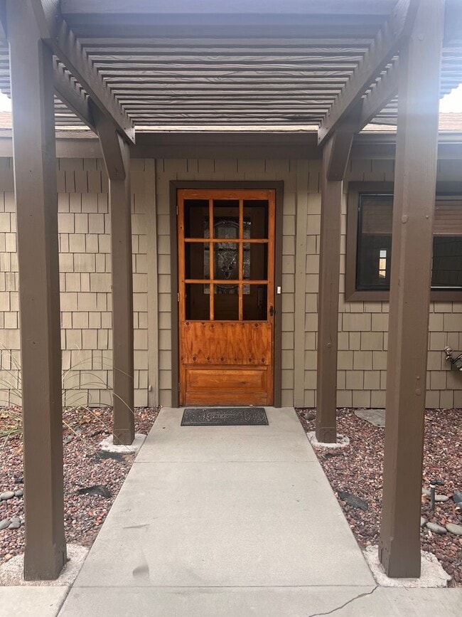 Photo - Great Three Bedroom Two Bath with Den, Garage and Spa!