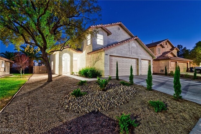 Photo - 1933 Coralino Dr