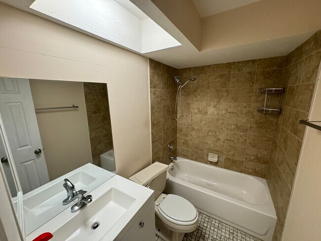 Photo - 27671 Arroyal Rd