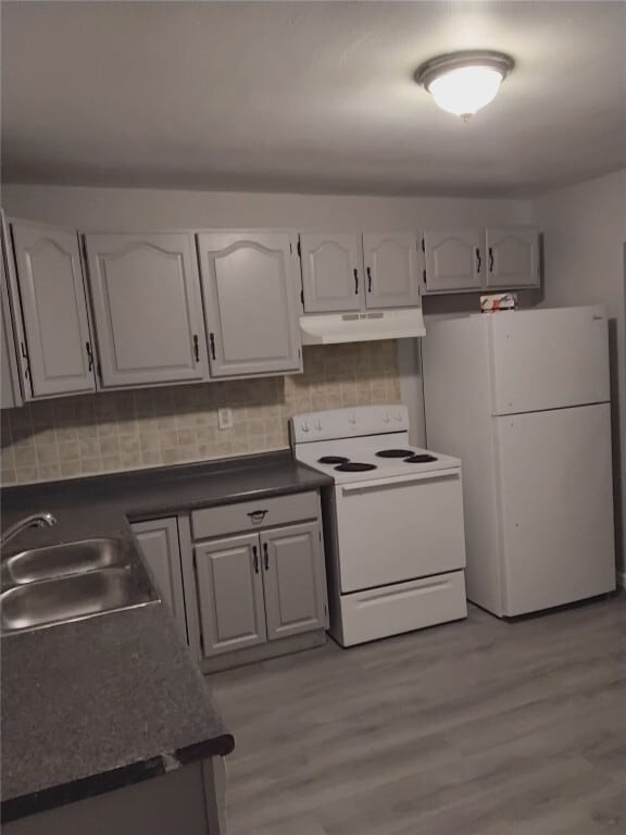 Photo - 220 Ruggles Rd