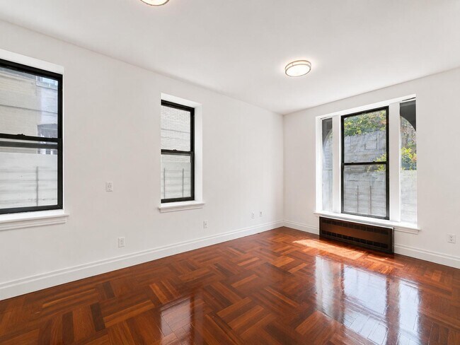 Photo - 609 W 137th St Unit 3