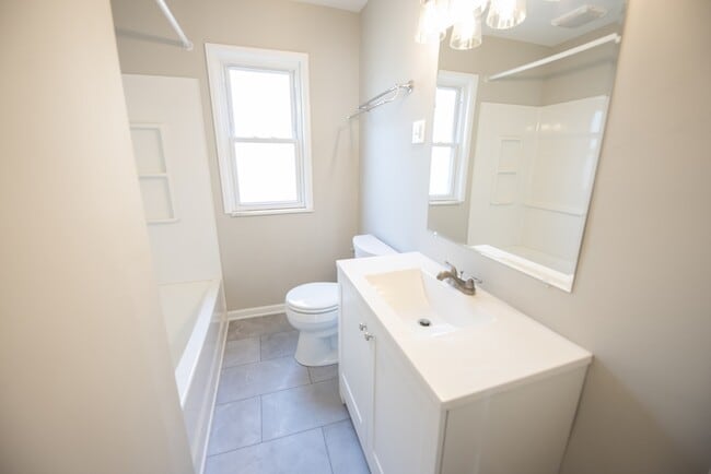 Photo - 10780 Woodview Blvd