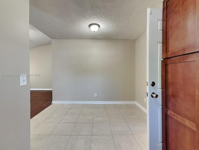 Photo - 2431 SW 87th Terrace