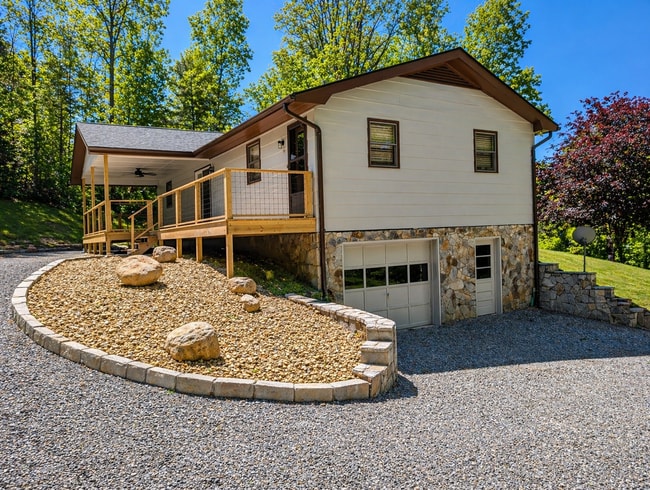 Photo - Marion Long Term Rental!