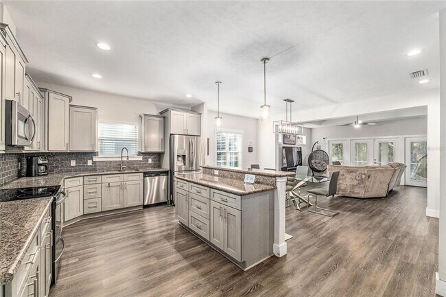 Photo - 1412 NW 121st Way