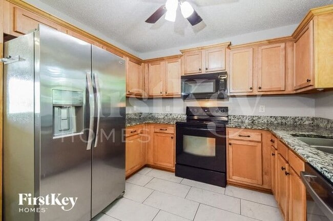 Photo - 161 Garrison Ct