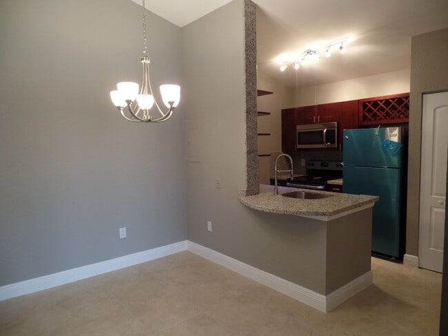 Photo - 2851 N Oakland Forest Dr