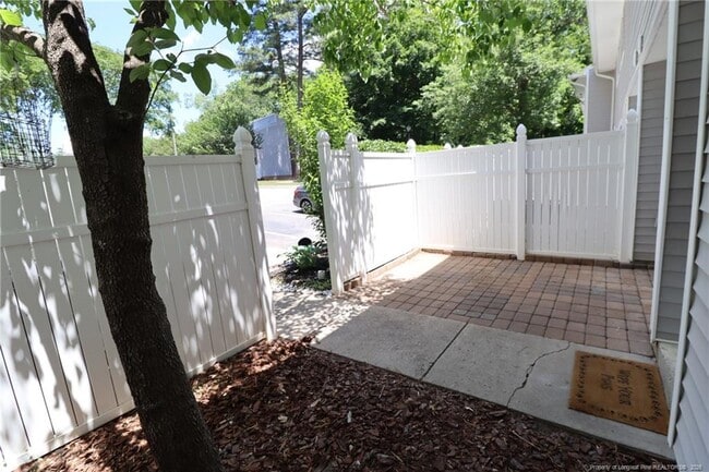 Photo - 7283 Sandy Creek Dr