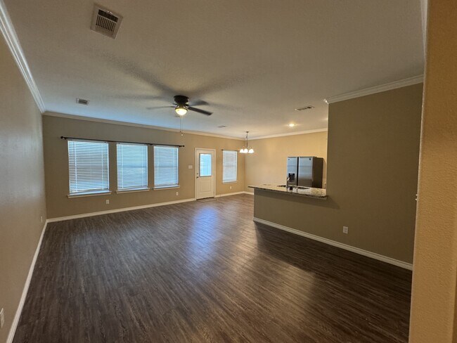 Photo - 608 N Wofford St