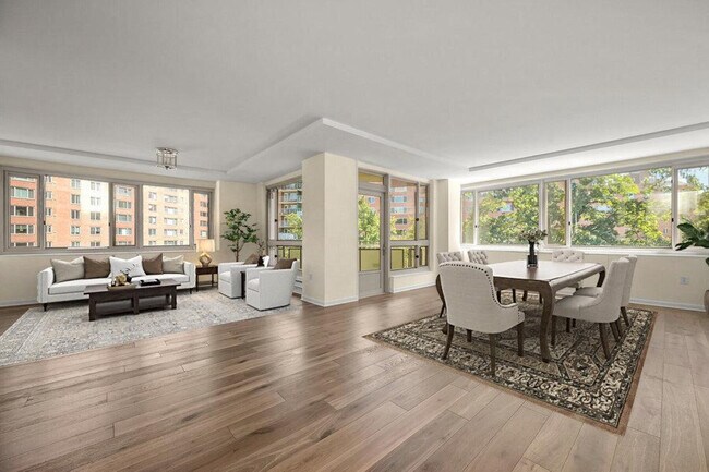 Photo - 4101 Cathedral Ave NW