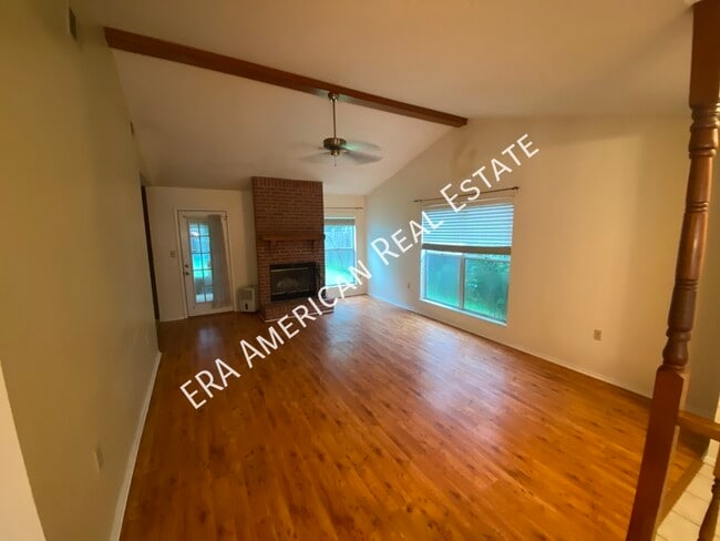 Photo - 11 7th St House