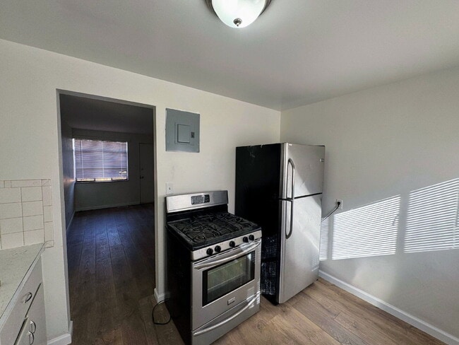 Photo - 1411 Boston St